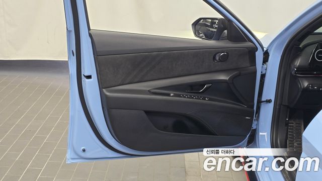 Hyundai AVANTE 2022 — photo 14