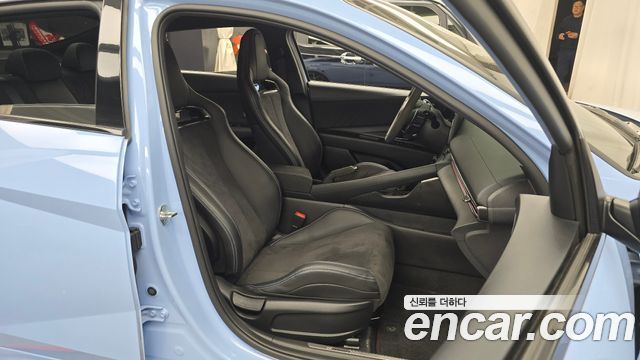 Hyundai AVANTE 2022 — photo 16