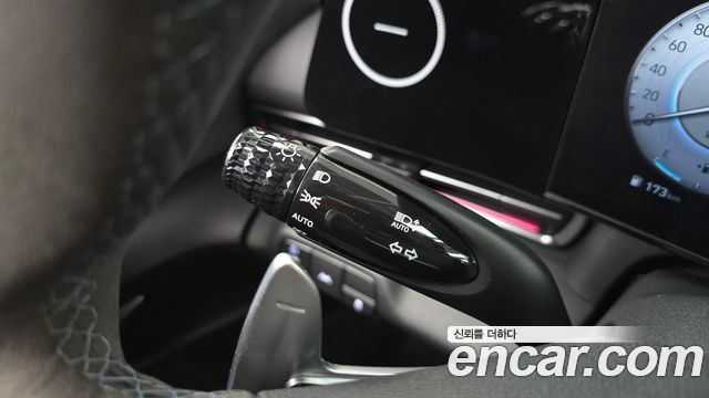 Hyundai AVANTE 2022 — photo 30