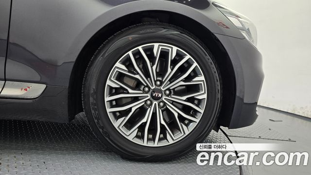 Kia K9 2020 — photo 7