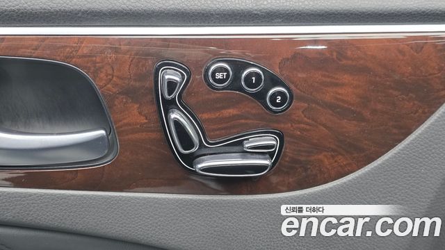 Hyundai Equus 2014 — photo 19