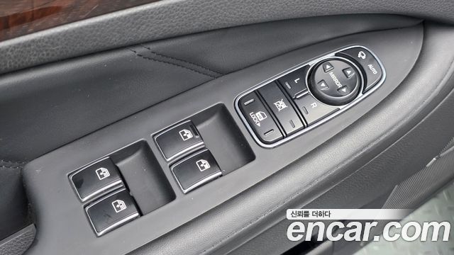 Hyundai Equus 2014 — photo 20