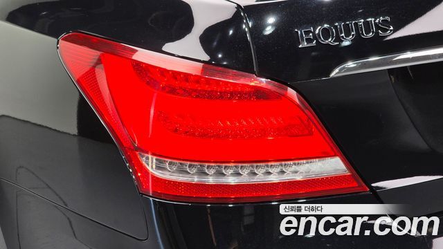 Hyundai Equus 2014 — photo 9