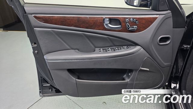 Hyundai Equus 2014 — photo 14