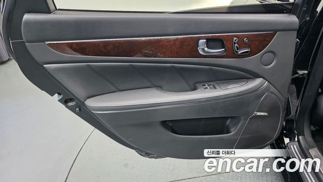 Hyundai Equus 2014 — photo 15