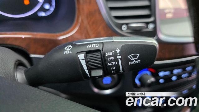 Hyundai Equus 2014 — photo 27