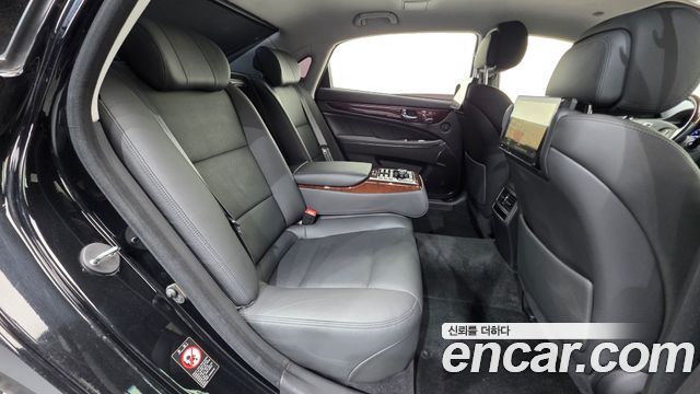 Hyundai Equus 2014 — photo 31