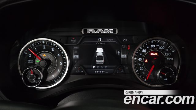 Dodge Ram Pick Up 2019 — photo 11