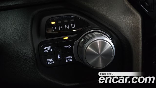 Dodge Ram Pick Up 2019 — photo 12