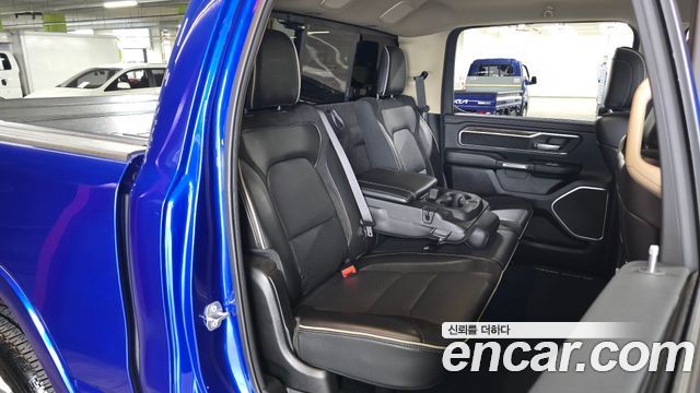 Dodge Ram Pick Up 2019 — photo 18