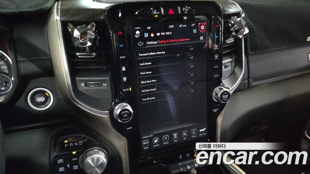 Dodge Ram Pick Up 2019 — photo 31