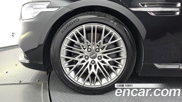 Genesis G90 2019 — photo 5