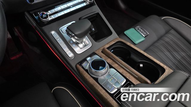 Genesis G90 2019 — photo 12
