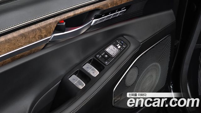Genesis G90 2019 — photo 22