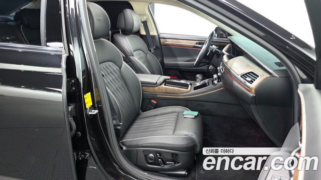 Genesis G90 2019 — photo 16