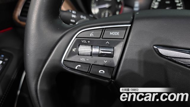 Genesis G90 2019 — photo 29