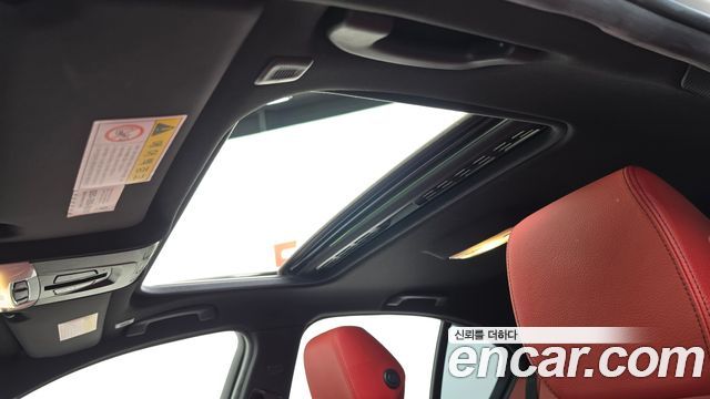 BMW 3-Series 2018 — photo 25