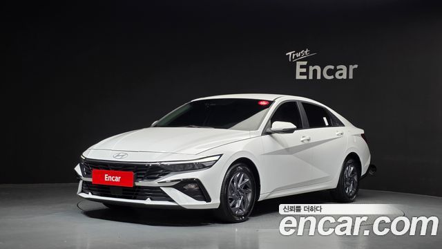 Hyundai AVANTE 2024 — photo 1