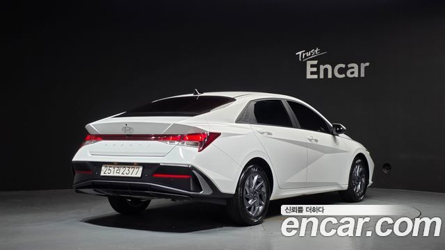 Hyundai AVANTE 2024 — photo 2