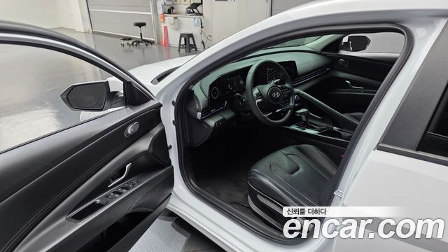 Hyundai AVANTE 2024 — photo 13