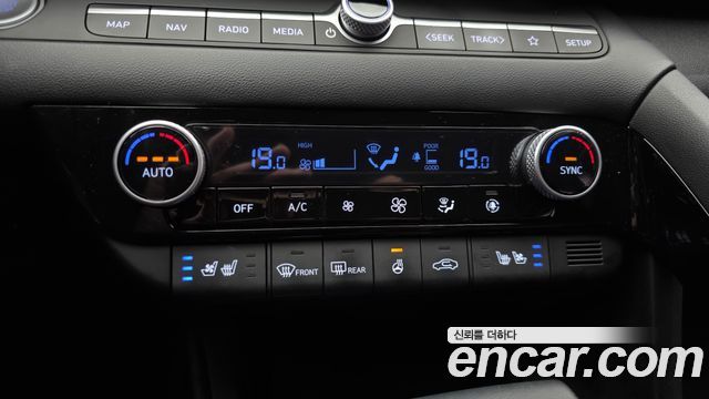 Hyundai AVANTE 2024 — photo 26