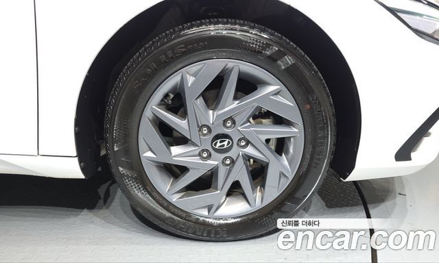Hyundai AVANTE 2024 — photo 7