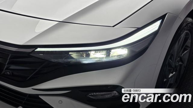Hyundai AVANTE 2024 — photo 8