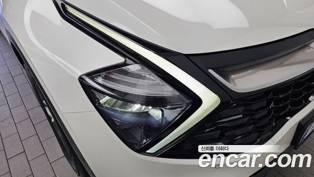 Kia Sportage 2022 — photo 8
