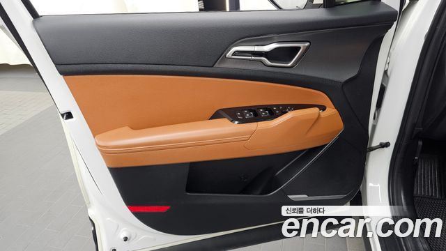 Kia Sportage 2022 — photo 14