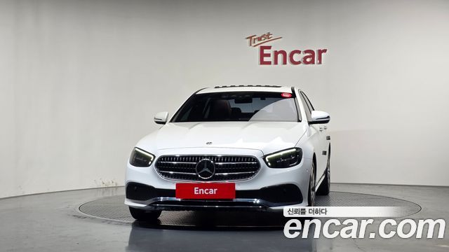 Mercedes-Benz E-Class 2021 — photo 3