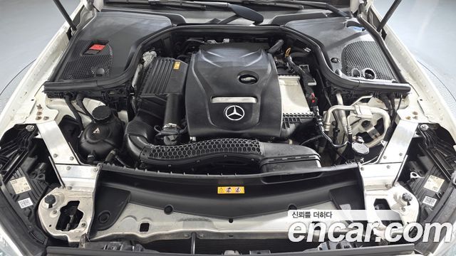 Mercedes-Benz E-Class 2021 — photo 6