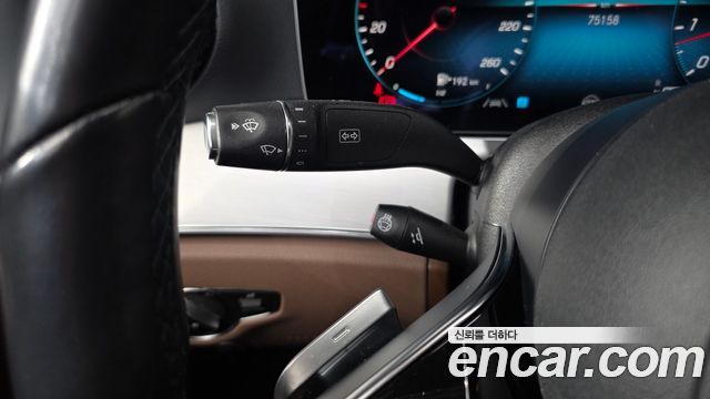 Mercedes-Benz E-Class 2021 — photo 27