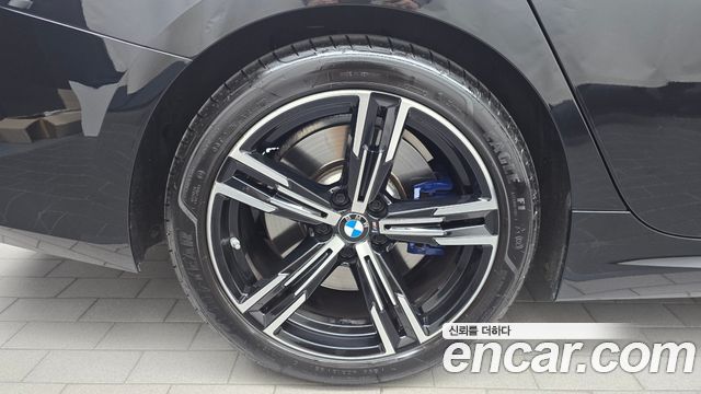 BMW 3-Series 2023 — photo 5