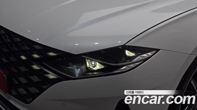 Hyundai Grandeur 2023 — photo 8
