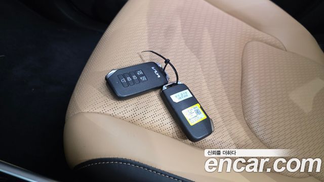 Kia Canival 2023 — photo 22