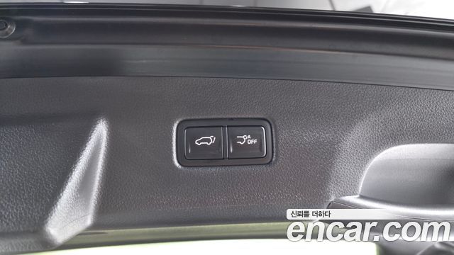 Kia Canival 2023 — photo 23