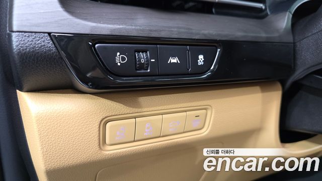 Kia Canival 2023 — photo 27