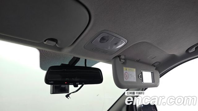 Hyundai Starex 2021 — photo 25