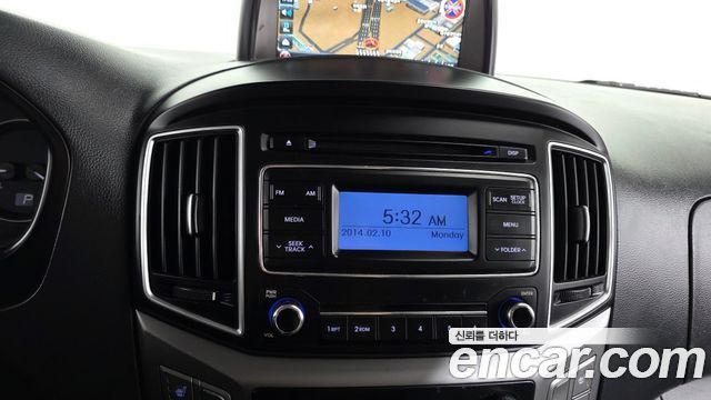 Hyundai Starex 2021 — photo 28