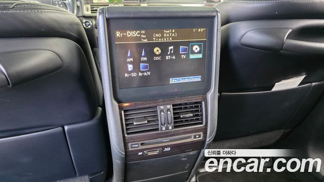 Lexus LS 2014 — photo 19