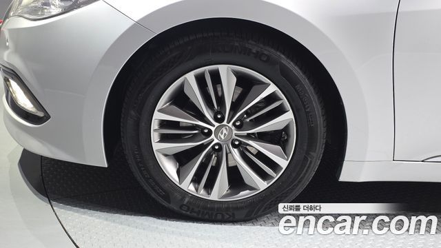 Hyundai Grandeur 2015 — photo 5