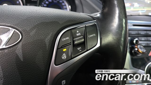 Hyundai Grandeur 2015 — photo 23