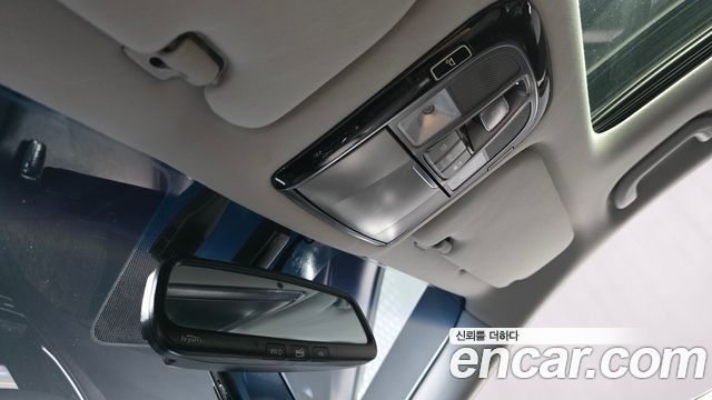 Hyundai Grandeur 2015 — photo 32