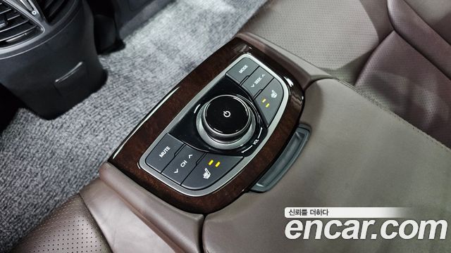 Hyundai Grandeur 2014 — photo 18