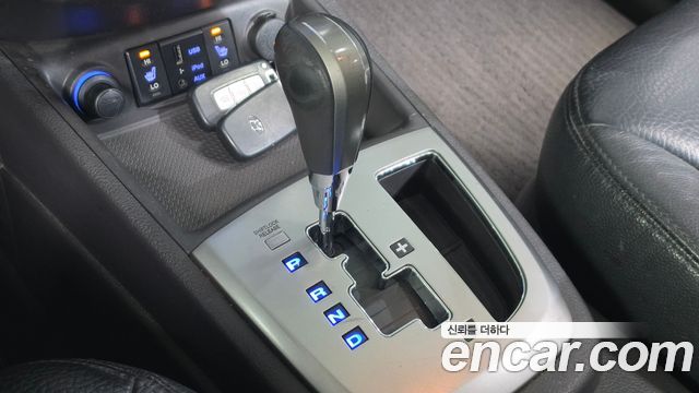 Hyundai Santafe 2011 — photo 9