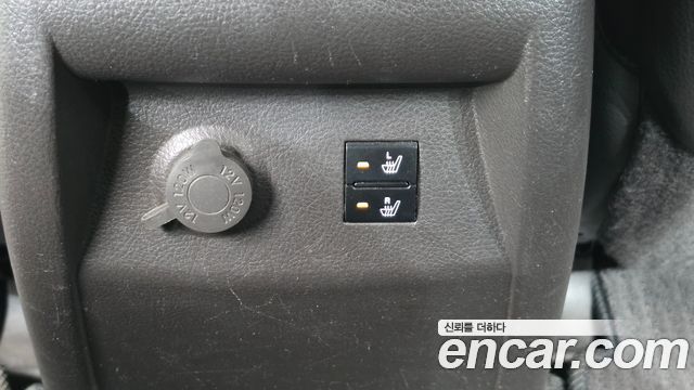Hyundai Santafe 2011 — photo 18