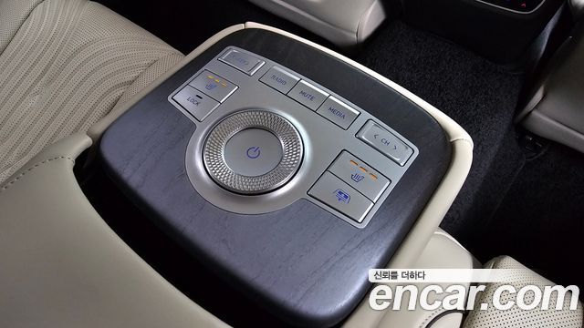 Genesis G80 2021 — photo 25