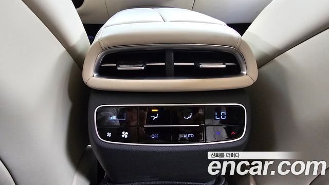 Genesis G80 2021 — photo 33