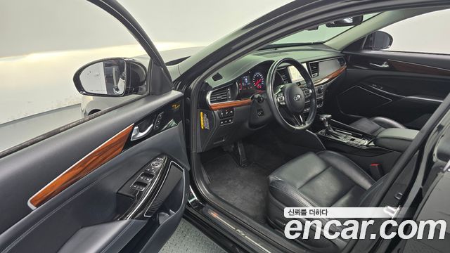Kia K7 2016 — photo 10