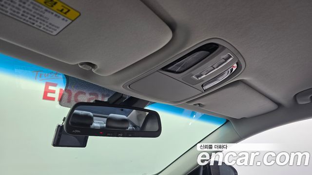 Kia K7 2016 — photo 20